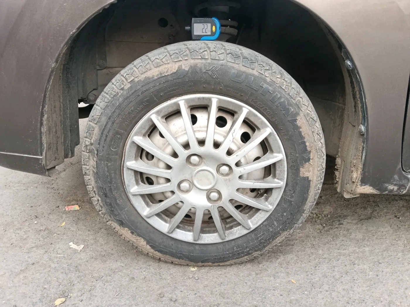 2012 Maruti Wagon R 1.0 LXI, Petrol, Manual, 44,898 km, tyre