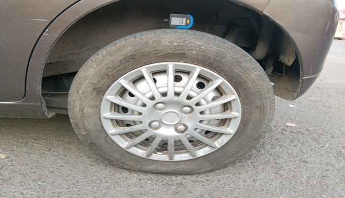 2012 Maruti Wagon R 1.0 LXI, Petrol, Manual, 44,898 km, tyre