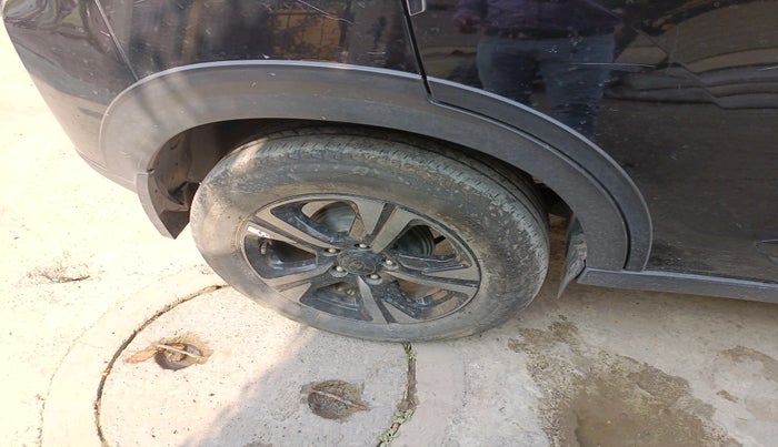 2024 Tata NEXON Creative Plus 1.5 Revotorq 6MT Dark Edition, Diesel, Manual, 43,695 km, tyre