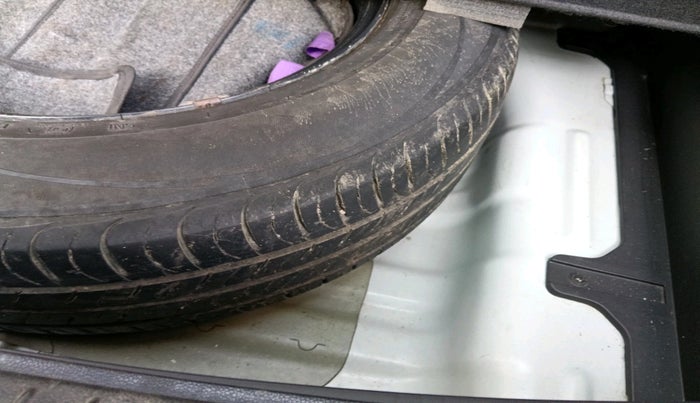 2019 Hyundai Creta E PLUS 1.4 DIESEL, Diesel, Manual, 1,64,389 km, tyre