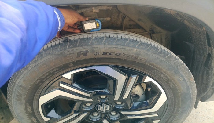 2024 Maruti BREZZA ZXI + SMART HYBRID, Petrol, Manual, 28,637 km, tyre