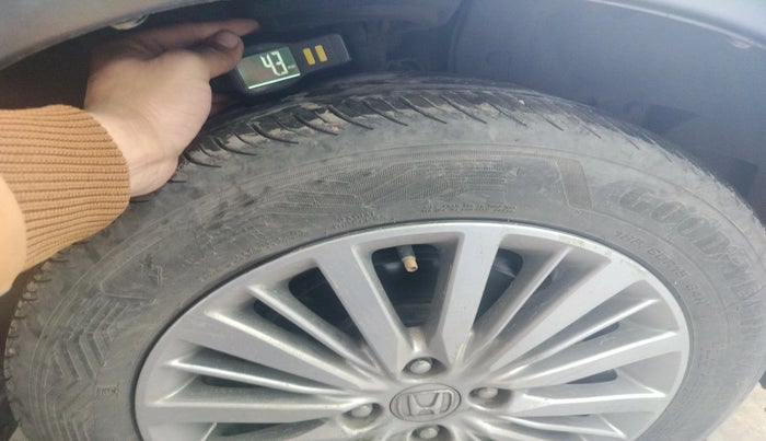 2020 Honda City 1.5L I-VTEC V MT, Petrol, Manual, 1,64,029 km, tyre