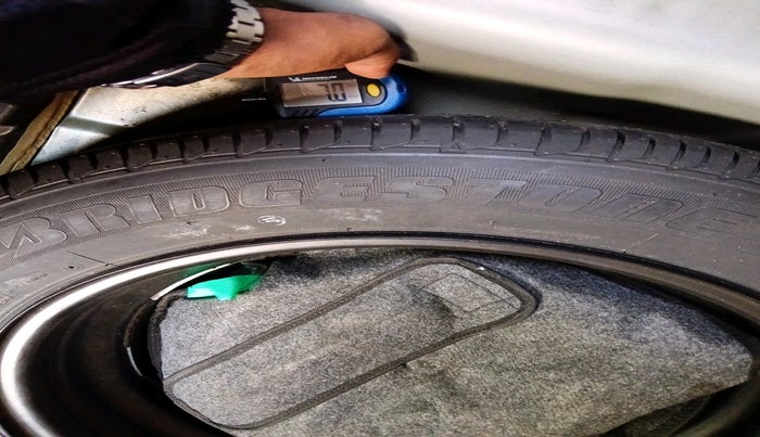 2018 Hyundai Elite i20 ASTA 1.2, Petrol, Manual, 1,10,385 km, tyre