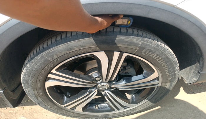 2021 MG ASTOR SHARP 1.5 MT, Petrol, Manual, 30,566 km, tyre