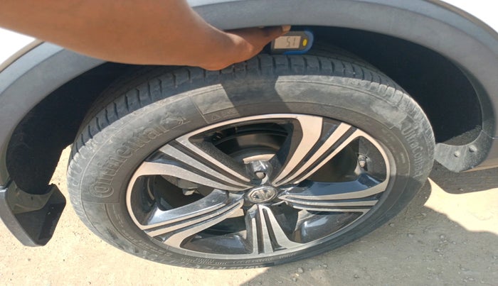 2021 MG ASTOR SHARP 1.5 MT, Petrol, Manual, 30,566 km, tyre