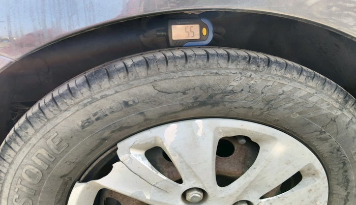 2011 Hyundai i10 SPORTZ 1.2, Petrol, Manual, 2,18,255 km, tyre