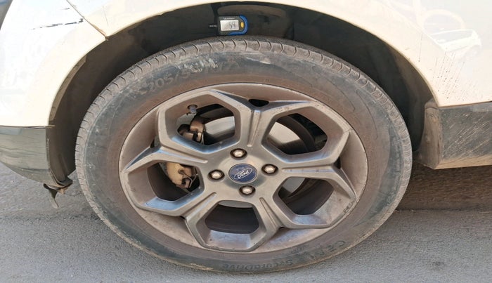 2018 Ford Ecosport TITANIUM 1.0L ECOBOOST SPORTS(SUNROOF), Petrol, Manual, 73,349 km, tyre