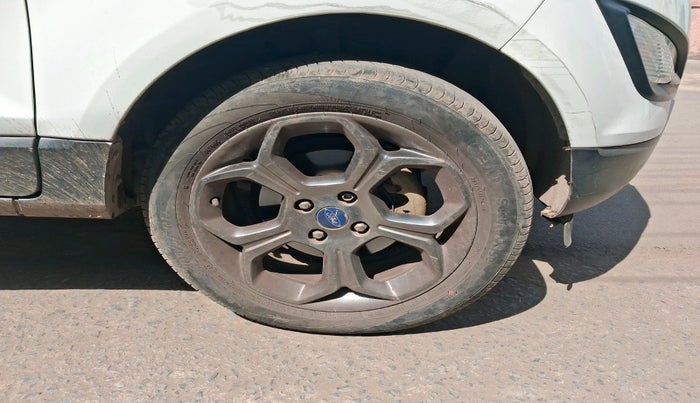 2018 Ford Ecosport TITANIUM 1.0L ECOBOOST SPORTS(SUNROOF), Petrol, Manual, 73,349 km, tyre