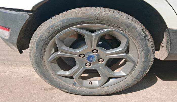 2018 Ford Ecosport TITANIUM 1.0L ECOBOOST SPORTS(SUNROOF), Petrol, Manual, 73,349 km, tyre