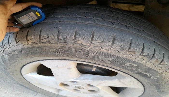 2013 Renault Duster 110 PS RXL DIESEL, Diesel, Manual, 1,26,566 km, tyre