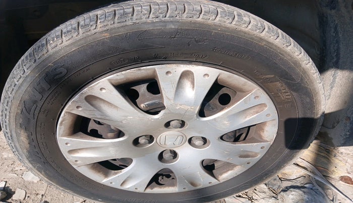 2012 Honda Brio S MT, Petrol, Manual, 81,554 km, tyre