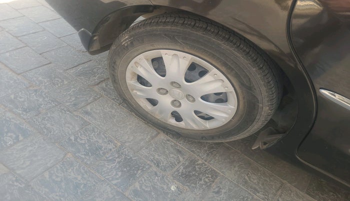 2015 Honda Amaze 1.2L I-VTEC S, Petrol, Manual, 31,093 km, tyre