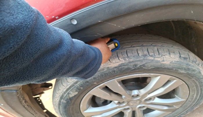 2017 Maruti Vitara Brezza ZDI PLUS, Diesel, Manual, 2,40,364 km, tyre