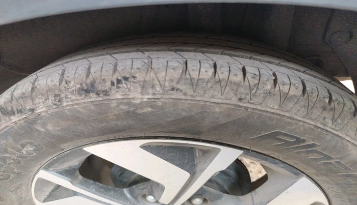 2021 KIA SONET HTX PLUS 1.0 IMT, Petrol, Manual, 30,323 km, tyre