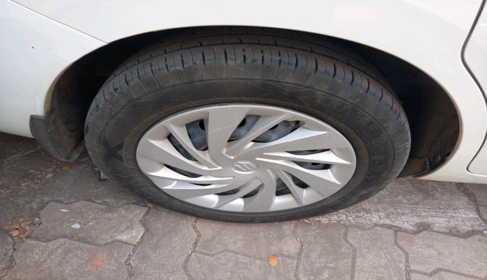 2021 Maruti Ertiga VXI CNG, Petrol, Manual, 56,589 km, tyre