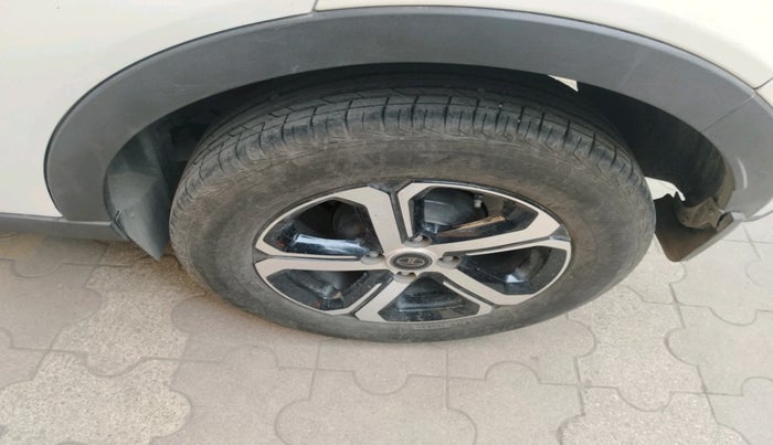 2023 Tata NEXON XZA PLUS SUNROOF PETROL, Petrol, Automatic, 31,282 km, tyre