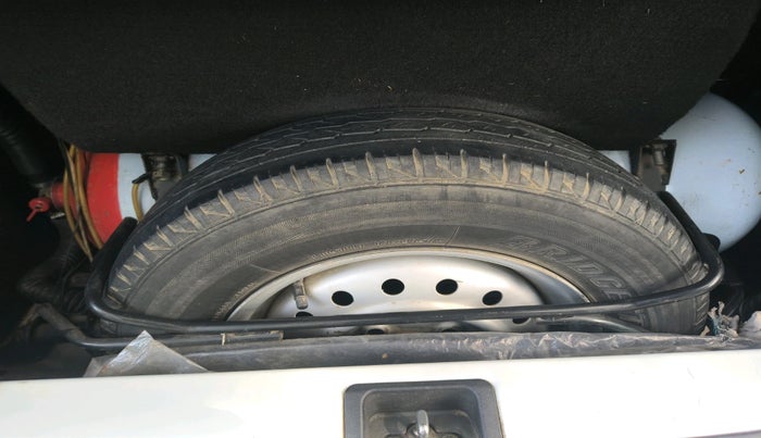 2021 Maruti New Wagon-R LXI CNG 1.0, CNG, Manual, 59,926 km, tyre