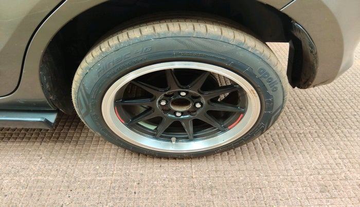 2024 Maruti Swift VXI, Petrol, Manual, 57,255 km, tyre