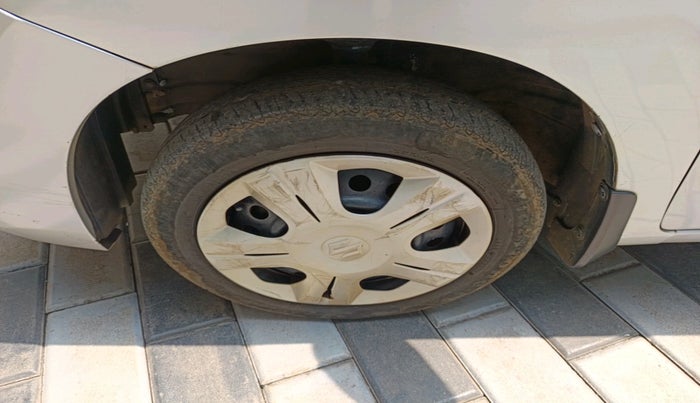 2013 Maruti Wagon R 1.0 VXI, Petrol, Manual, 53,878 km, tyre