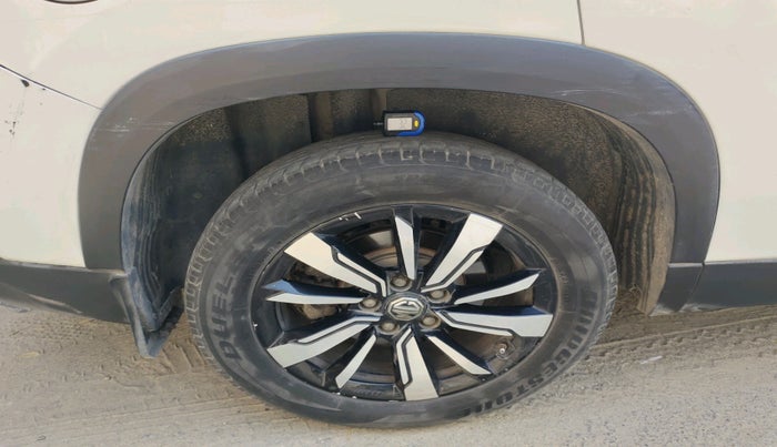 2020 MG HECTOR SHARP 2.0 DIESEL, Diesel, Manual, 1,09,537 km, tyre