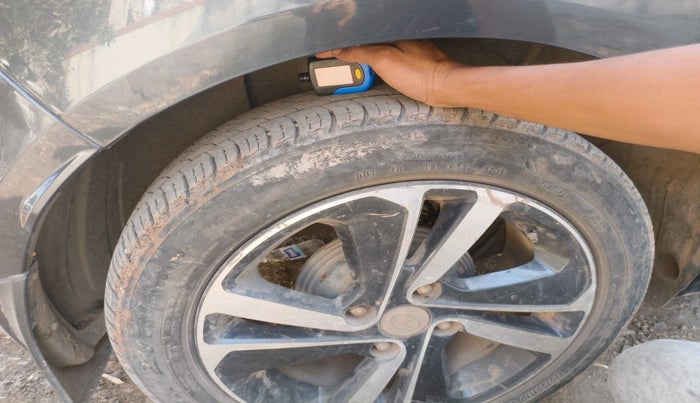 2020 Tata ALTROZ XZ PETROL, Petrol, Manual, 81,992 km, tyre