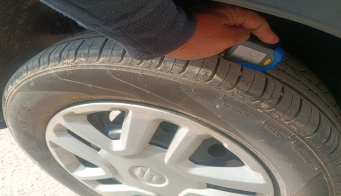 2018 Maruti Vitara Brezza VDI (O), Diesel, Manual, 50,673 km, tyre