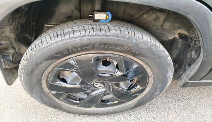 2023 Tata PUNCH  ACCOMPLISHED AMT CAMO EDITION, Petrol, Automatic, 47,290 km, tyre