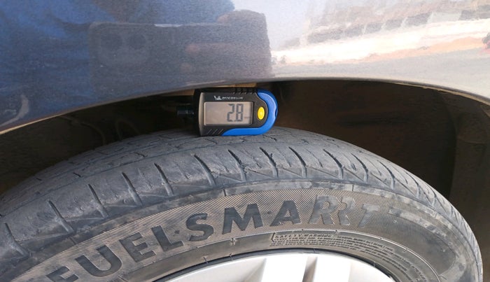 2021 Maruti Alto VXI, Petrol, Manual, 40,773 km, tyre