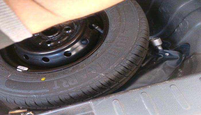 2021 Maruti Alto VXI, Petrol, Manual, 40,773 km, tyre