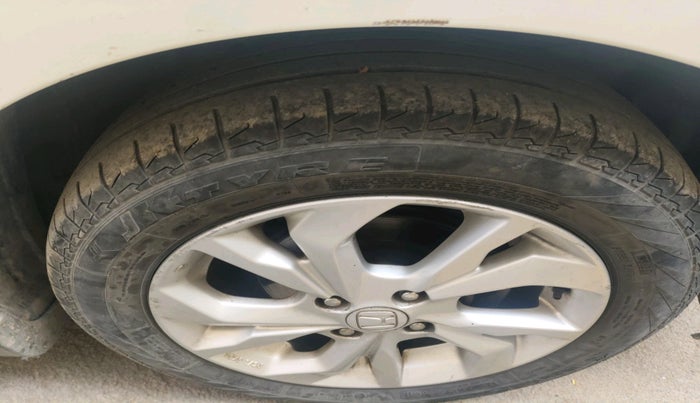 2018 Honda Amaze 1.5L I-DTEC VX, Diesel, Manual, 81,502 km, tyre