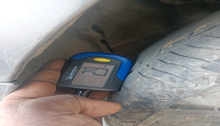 2015 Maruti Celerio VXI CNG, Petrol, Manual, 1,43,795 km, tyre