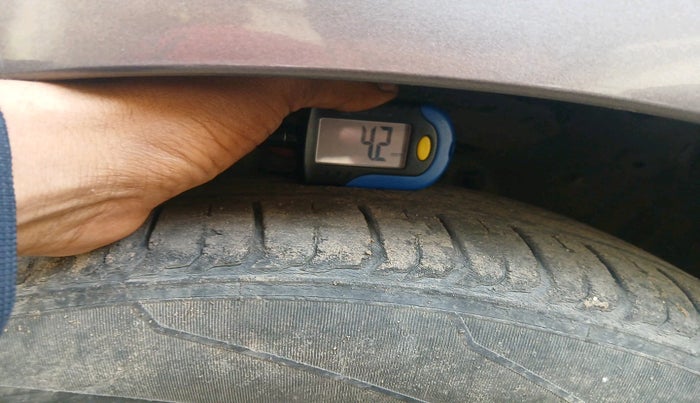 2014 Honda City 1.5L I-VTEC SV CVT, Petrol, Automatic, 1,41,900 km, tyre