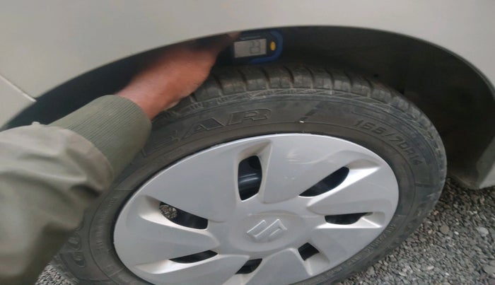 2014 Maruti Celerio VXI, Petrol, Manual, 1,06,902 km, tyre