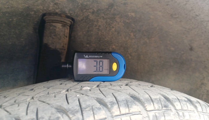 2011 Maruti Swift Dzire VXI, Petrol, Manual, 65,621 km, tyre