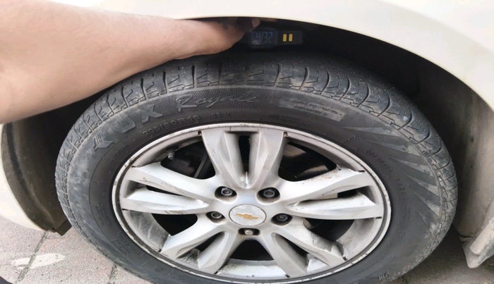 2016 Chevrolet Cruze LTZ AT, Diesel, Automatic, 60,293 km, tyre