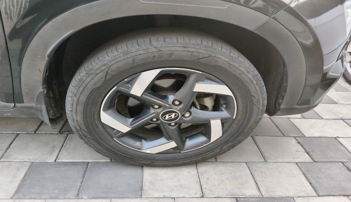 2019 Hyundai VENUE SX PLUS 1.0 TURBO DCT, Petrol, Automatic, 98,890 km, tyre