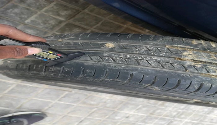 2017 Maruti Ciaz ZETA DIESEL 1.3, Diesel, Manual, 1,55,842 km, tyre