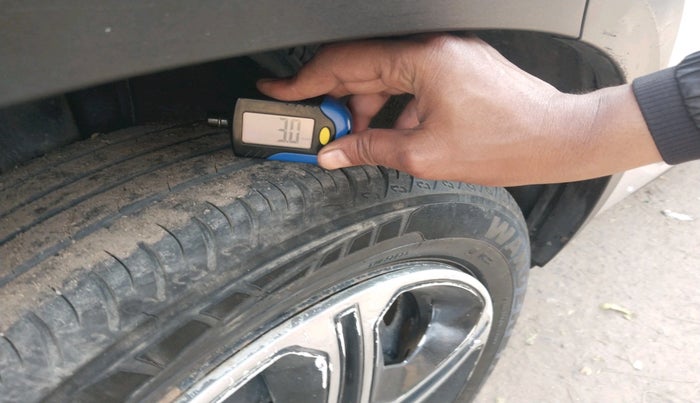 2022 Renault Kiger RXE MT, Petrol, Manual, 45,019 km, tyre