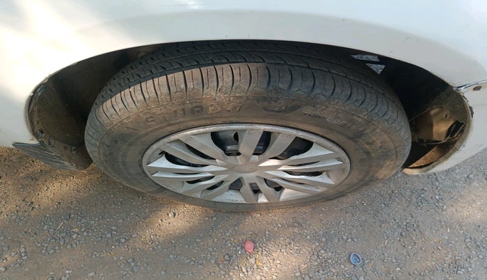 2013 Maruti Ritz VXI, Petrol, Manual, 1,73,732 km, tyre