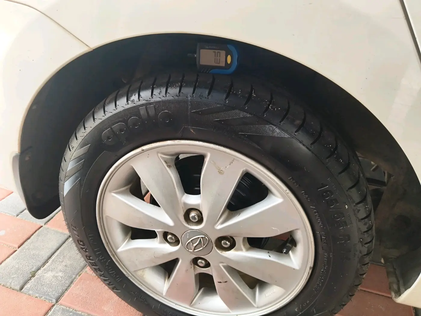 2016 Hyundai Xcent SX 1.1 CRDI, Diesel, Manual, 87,000 km, tyre