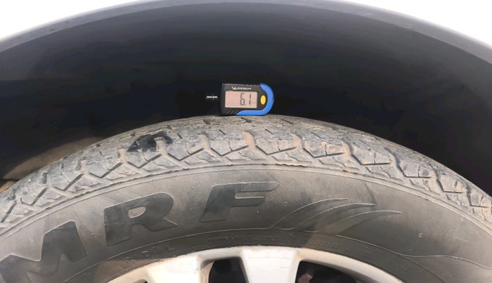 2009 Tata Safari 4X2 EX DICOR 2.2 VTT, Diesel, Manual, 2,58,497 km, tyre