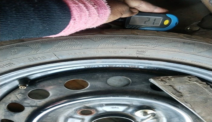 2016 Maruti Wagon R 1.0 VXI, Petrol, Manual, 78,657 km, tyre