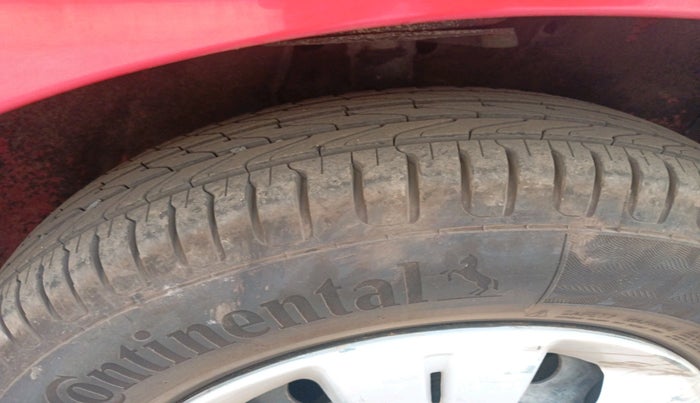 2011 Maruti Swift VXI, Petrol, Manual, 65,227 km, tyre