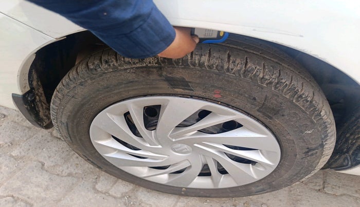 2021 Maruti Ertiga VXI CNG, Petrol, Manual, 56,227 km, tyre