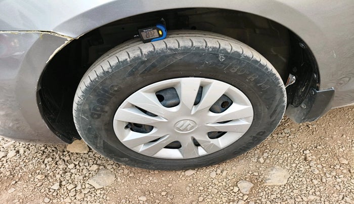 2013 Maruti Swift Dzire VXI, Petrol, Manual, 72,048 km, tyre