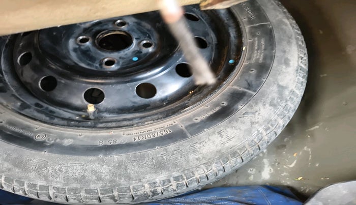 2013 Maruti Swift Dzire VXI, Petrol, Manual, 72,048 km, tyre