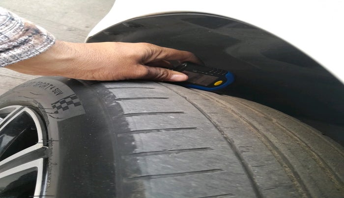 2020 Volvo XC 60 D5 INSCRIPTION, Diesel, Automatic, 91,667 km, tyre