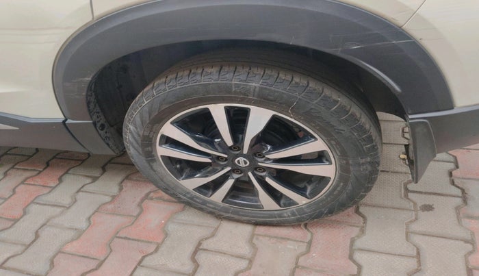 2021 Nissan Kicks XV TURBO 1.3, Petrol, Manual, 45,477 km, tyre