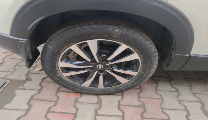 2021 Nissan Kicks XV TURBO 1.3, Petrol, Manual, 45,477 km, tyre