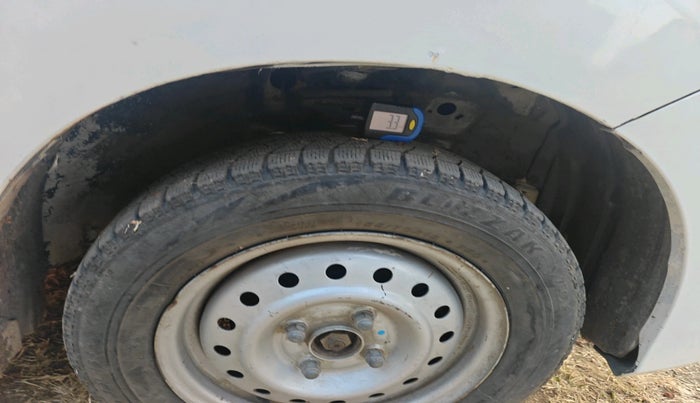 2014 Maruti Wagon R Stingray VXI, Petrol, Manual, 47,257 km, tyre